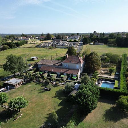 Domaine Le Guinot 5 Gites De Charme Et Salle De Reunion Saint-Martin-de-Gurçon Eksteriør bilde