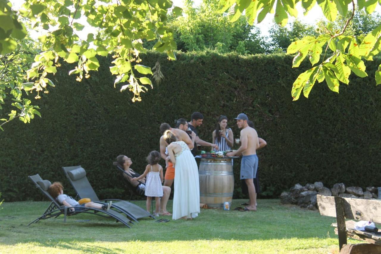 Domaine Le Guinot 5 Gites De Charme Et Salle De Reunion Saint-Martin-de-Gurçon Eksteriør bilde