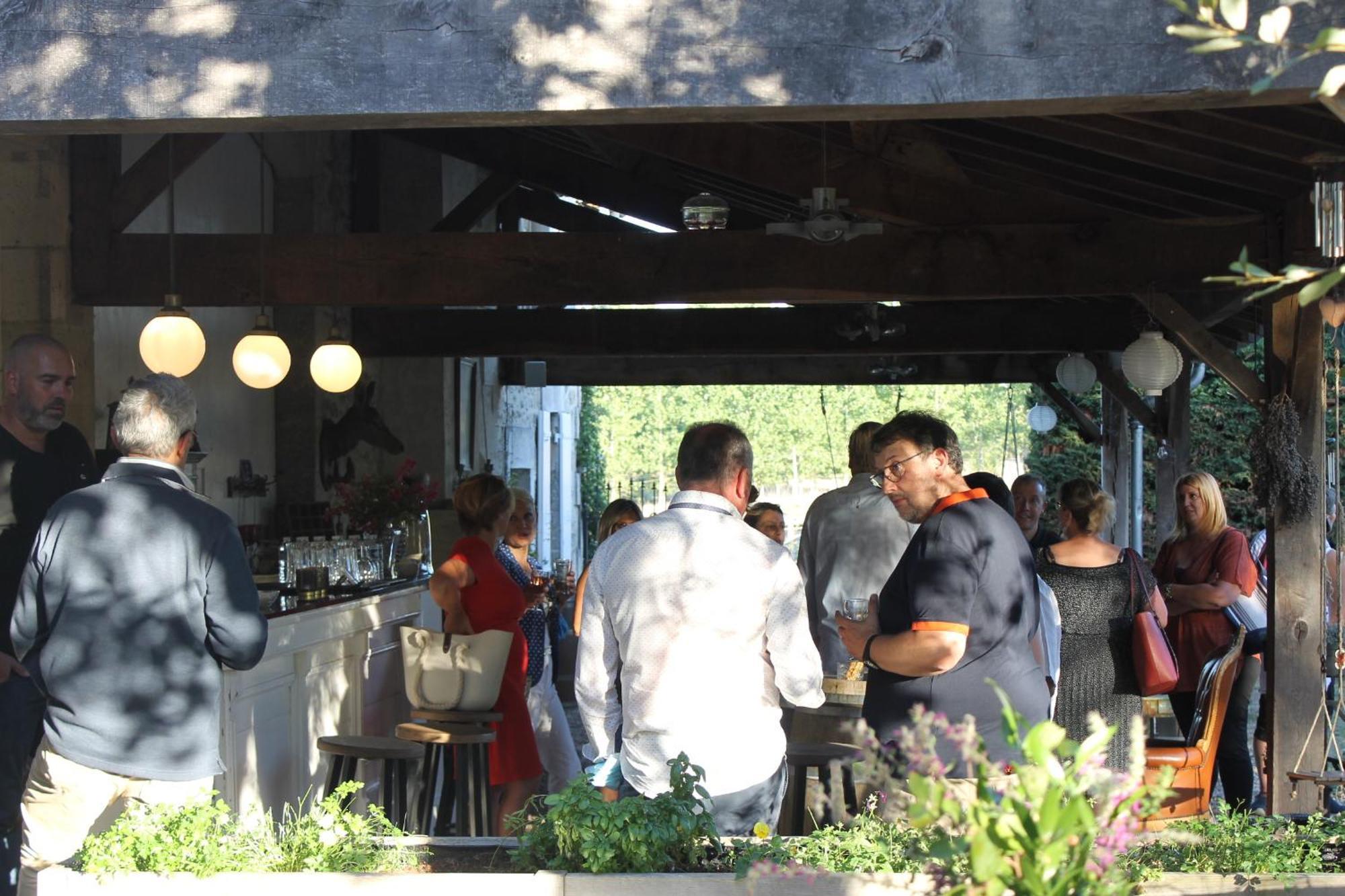Domaine Le Guinot 5 Gites De Charme Et Salle De Reunion Saint-Martin-de-Gurçon Eksteriør bilde